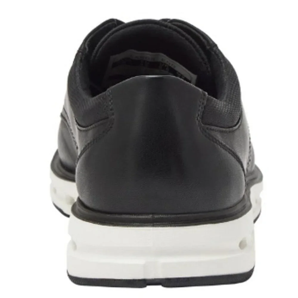 Lands End step out